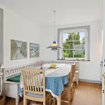 Nyaraló Cozy In With Kitchen