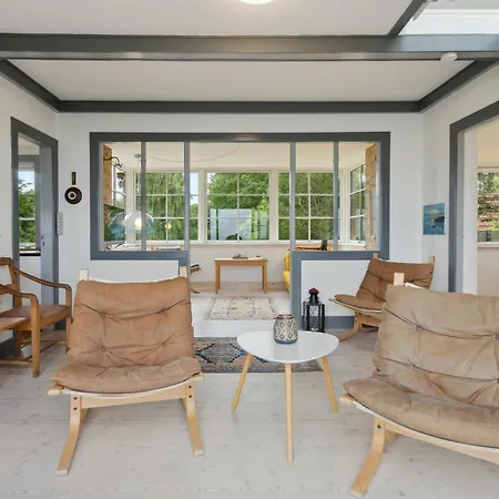 Cozy In With Kitchen Holiday home